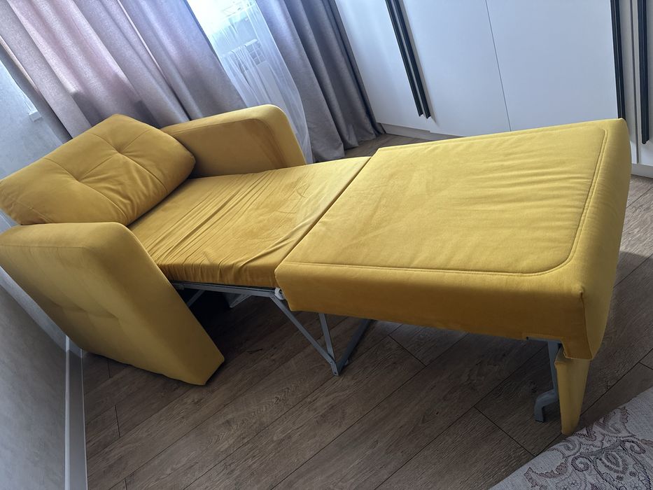 Почти новое кресло-кровать Askona