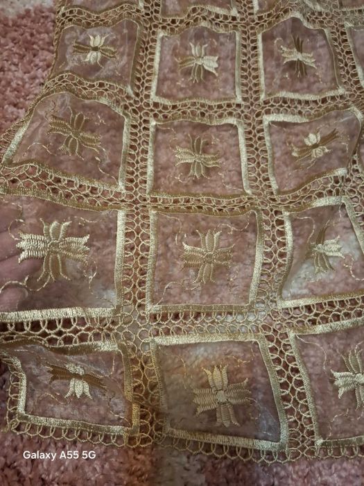 Нежно       Каре