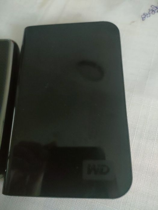 Hard Disk extern portabil 230GB