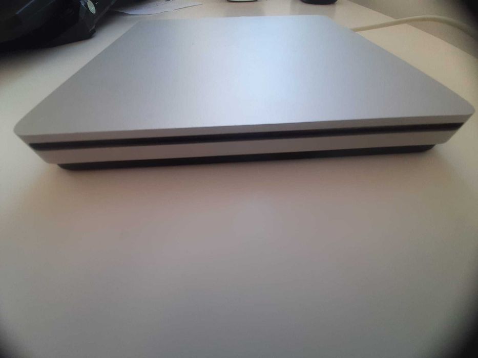 Apple USB SuperDrive Model A1379
