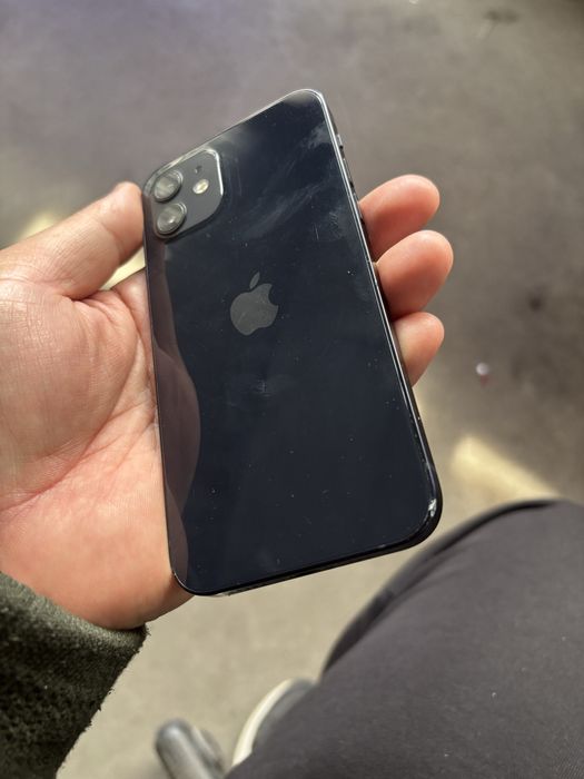 Iphone 12               .