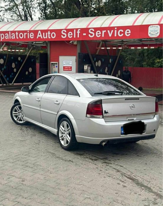 Dezmembrez opel Vectra c 2.2i