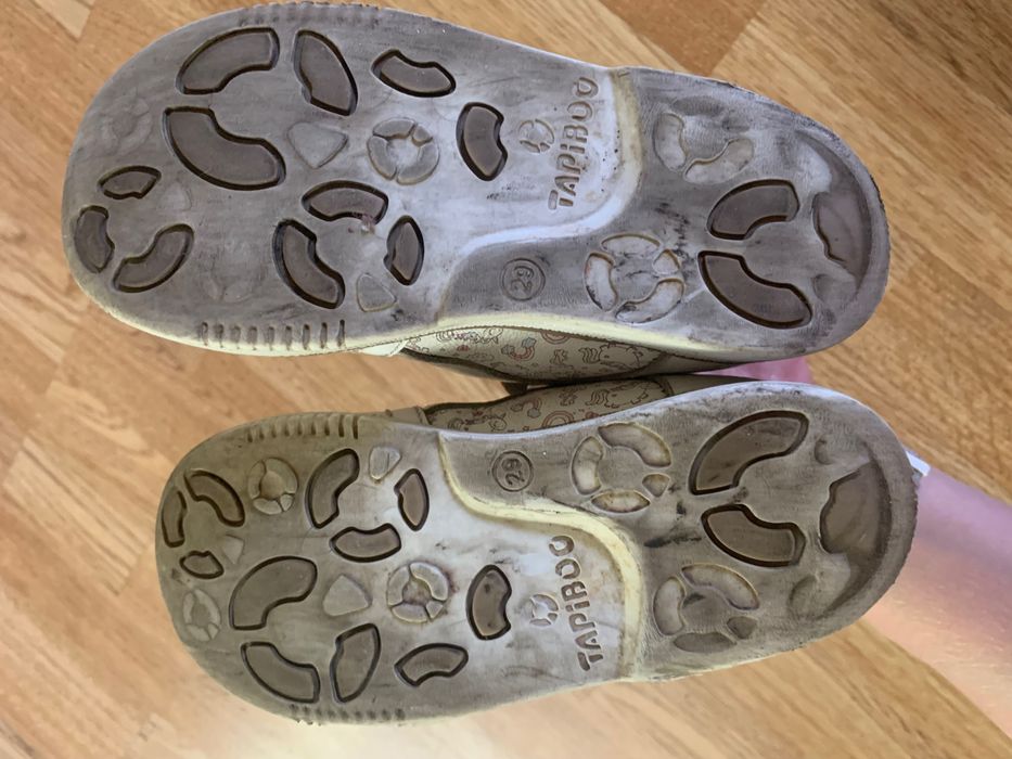 Кожаные босоножки Tapiboo