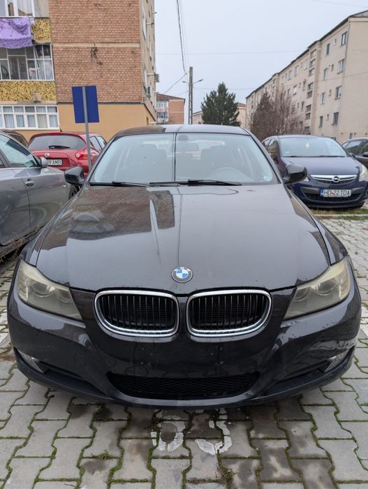 Vând BMW E90 FL An 2010 Euro 5