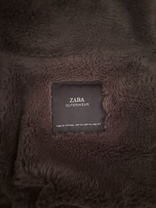 Яке зимно топли и от вътре е пухкаво използвано е но е като ново