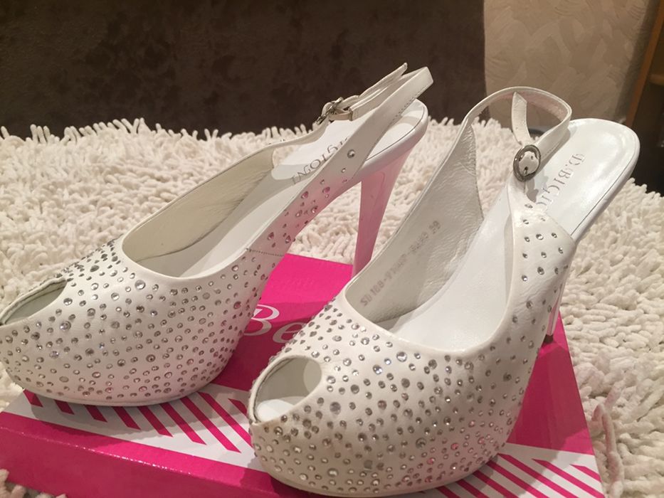 Сапоги новые 5000