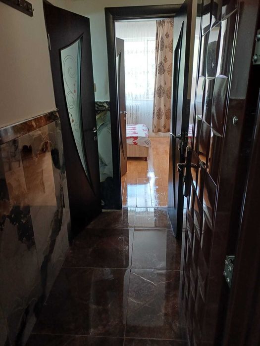 Inchiriere garsoniera, zona Marasesti, vis a vis de Catedrala, Suceava