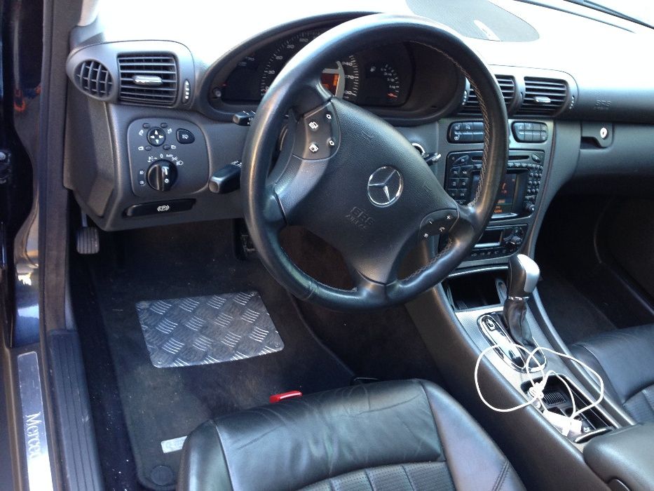 мерцедес ц32 амг 357кс. 2004г. mercedes-benz c32 amg