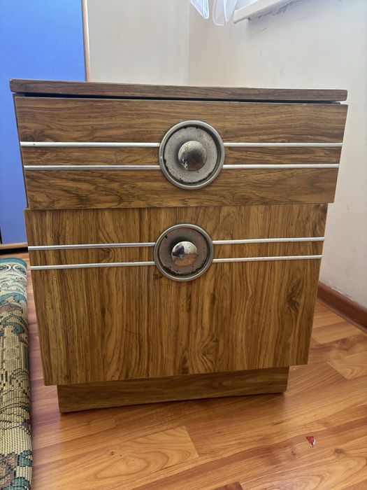 Тумбочка тегін тегін