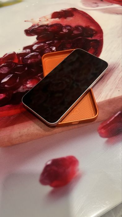 Iphone 14 розовый цвет