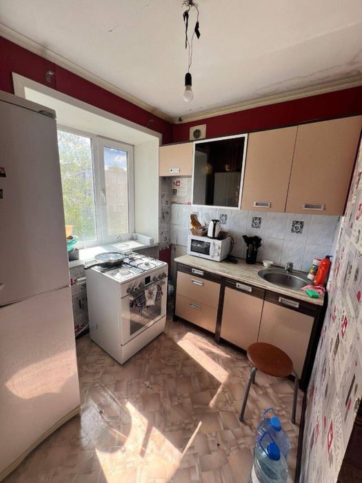 Продаю квартиру срочно!