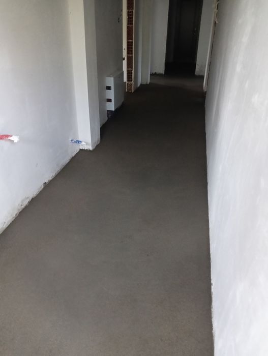 Машинна мазилка и подова замазка