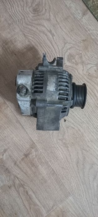 Продам генератор на тайоту любой  марки