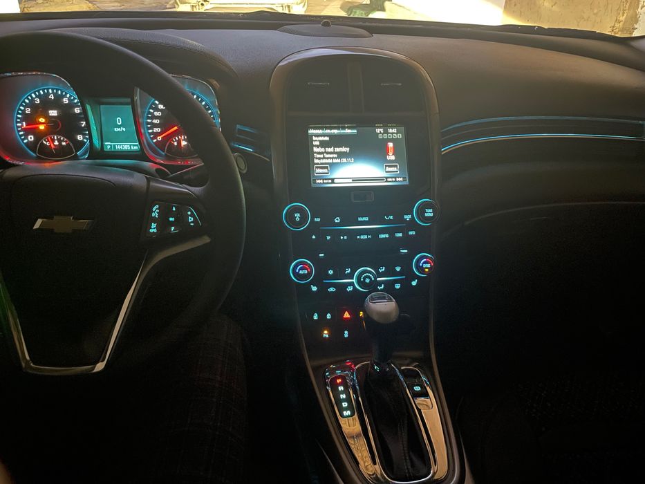 Malubi 1 3 pozirsiya