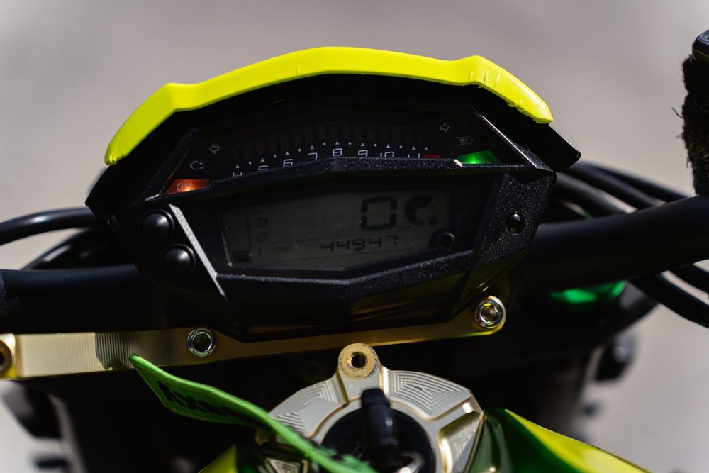 Moto KAWASAKI z1000
