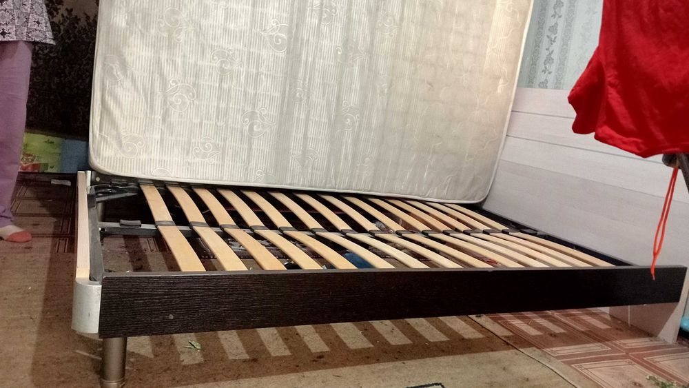 Продам спальный гарнитур,можно отдельно