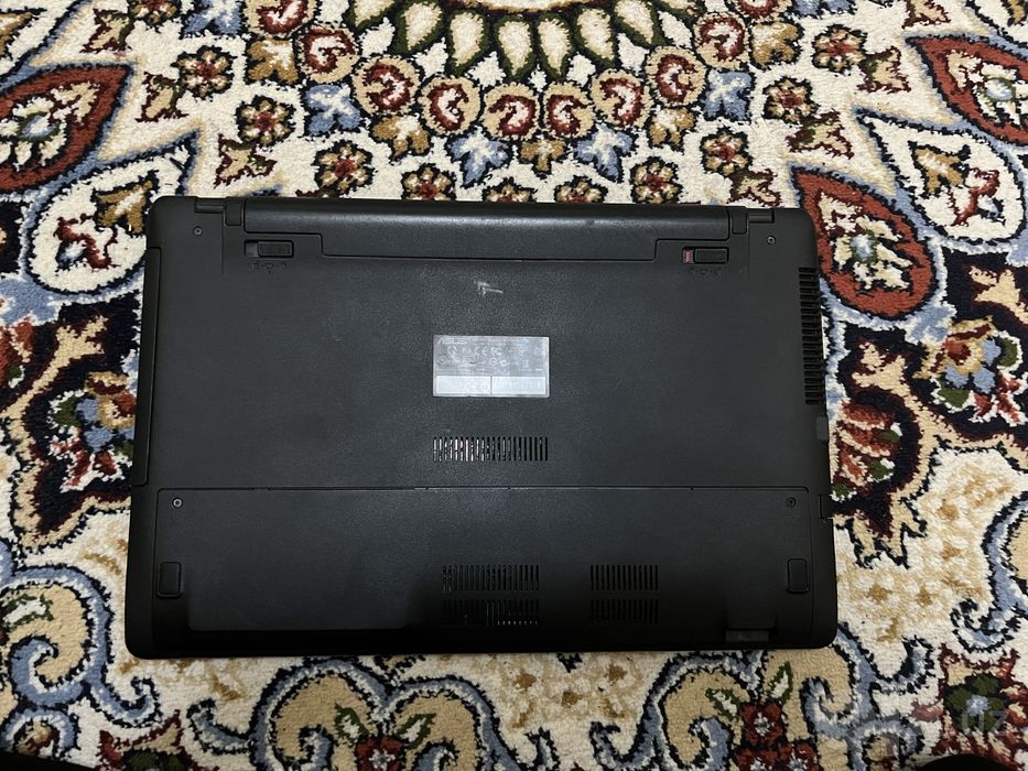 Noutbuk ASUS X550C (Intel / NVIDIA GeForce / Hujjat va o'qish uchun)