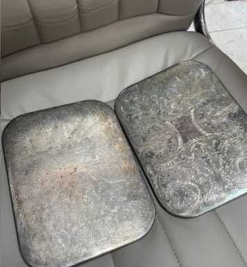 Два посребрени подноса с размери 19,5/26 см цената е за двата подноса