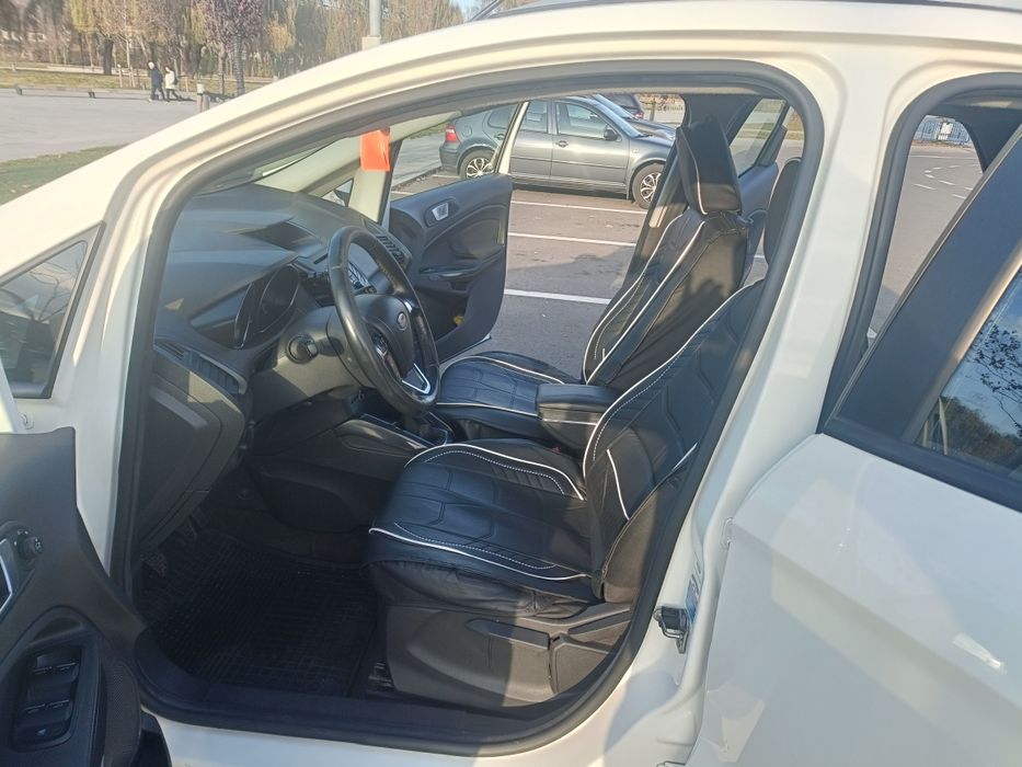 Vând Ford Ecosport