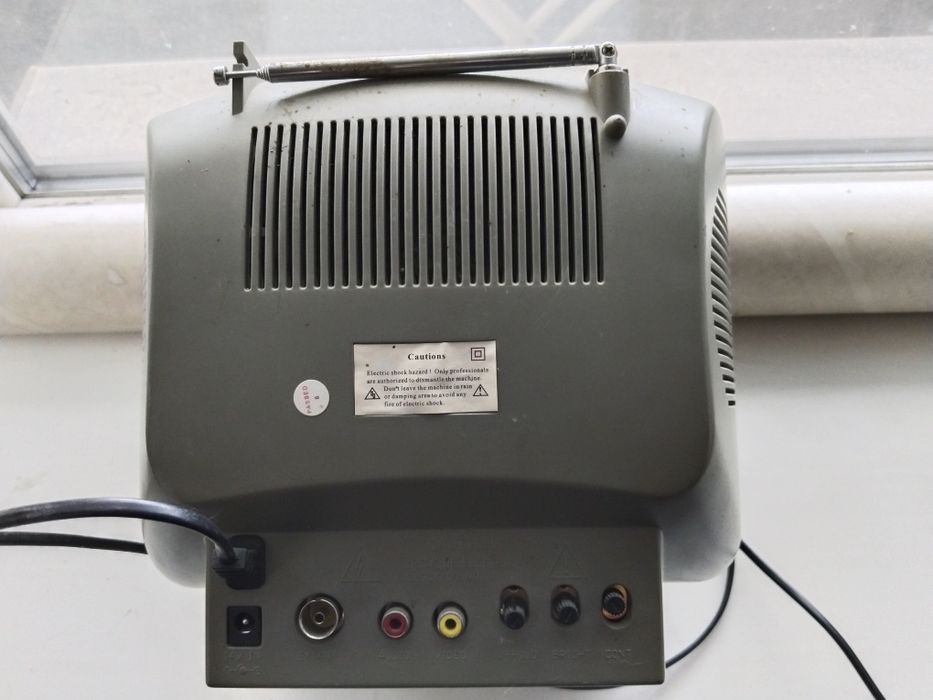 Телевизоры на запчасти