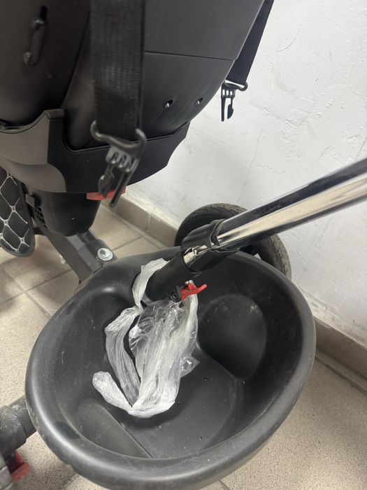 Трехколесный велосипед