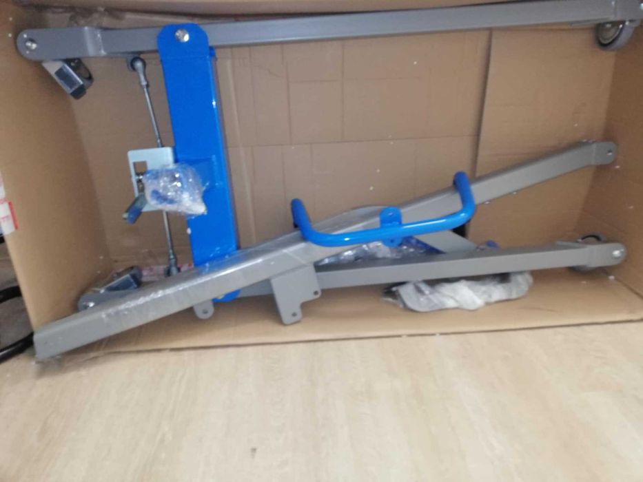 Dispozitiv ridicare pacienti TiMOTION Muevo , actionare cu pedala