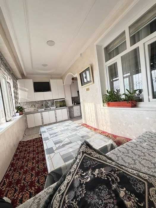 4-комн. 126 м2 на Юнусабад 9, у Yunusabad Gallery.`
