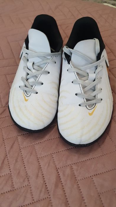 Pantofi fotbal copii Nike Pantofi Sport Jr. Phantom GX 2 Academy 33