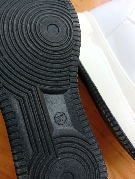 Женская обувь размер  37