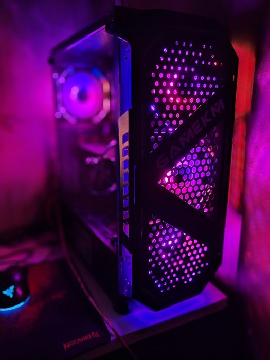 Pc calculator i7  citeste anuntul