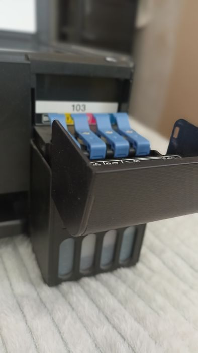 Принтер цветной струйный Epson