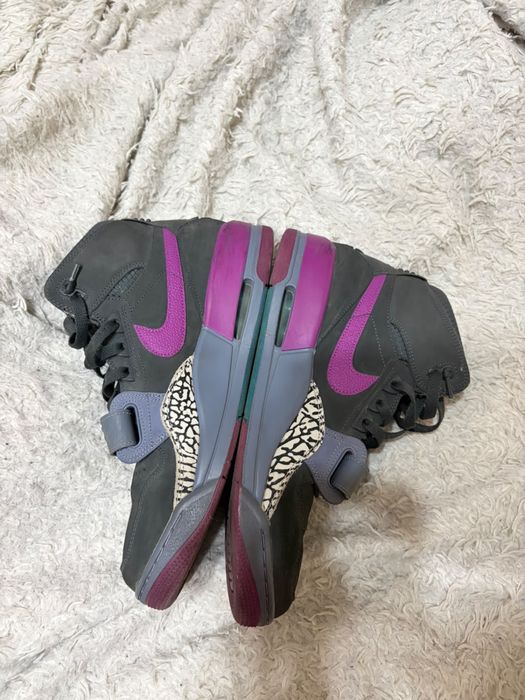 Jordan Legacy 312