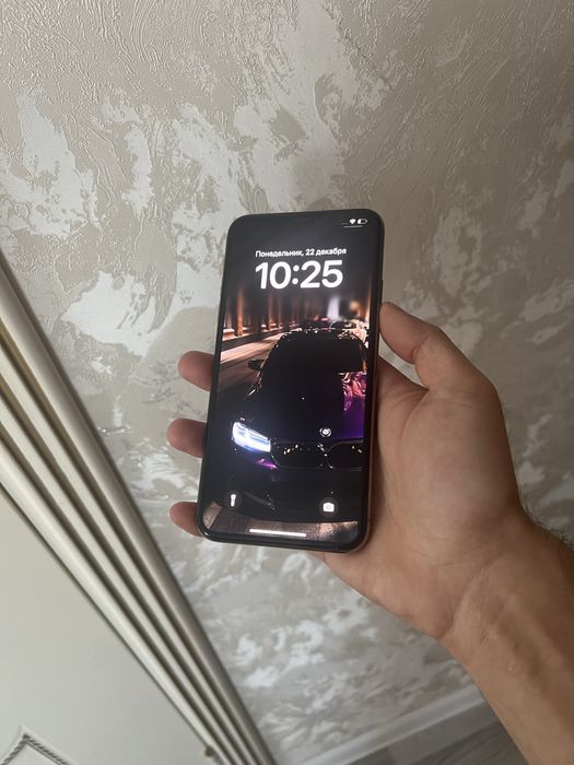 Продам iPhone 11 pro max не вскрытый