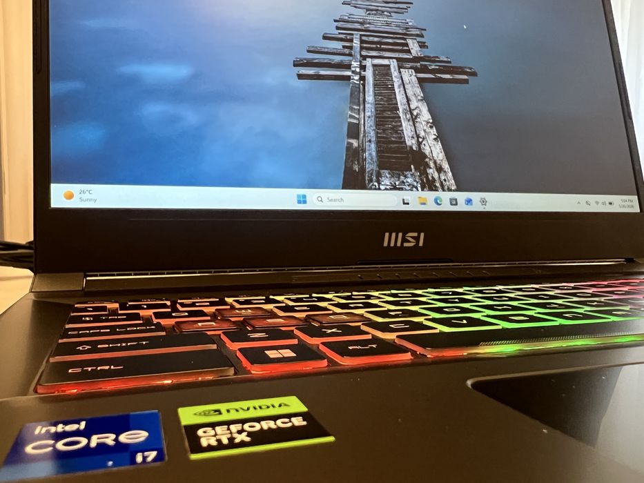 Laptop Gaming MSI Katana 15 B13V, i7-13620H, RTX 4050, 16GB RAM, 512GB SSD