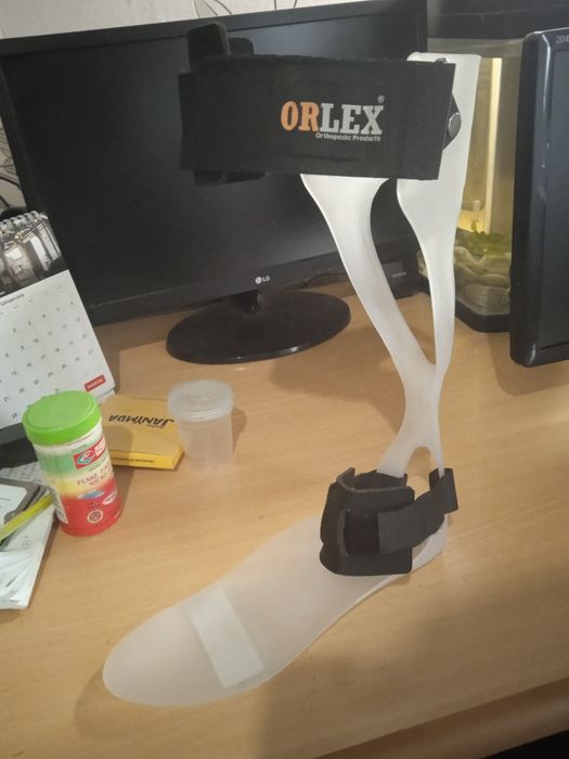 Продам ортез для отвисающей стопы