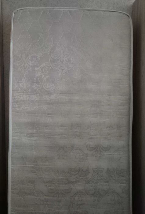 Матрас б/у ,самовывоз