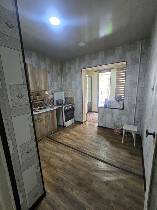 Срочно  сдаётся  квартира  сергели  2 3 ком рядом 6 школа