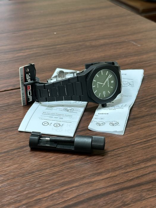 Мъжки стилен часовник