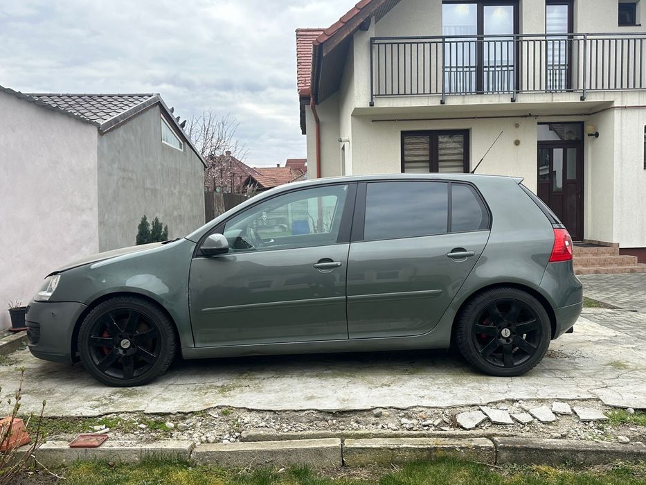 VW GOLF 5 GT 220hp