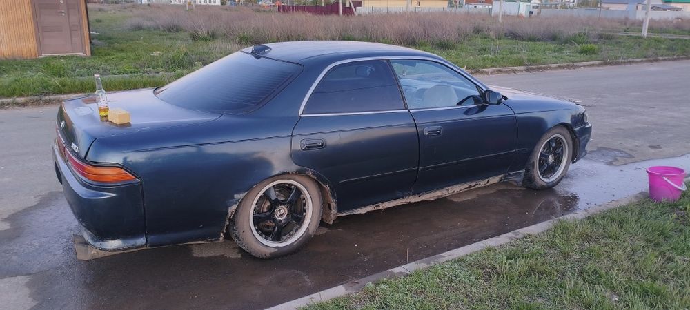 Toyota.  mark   2