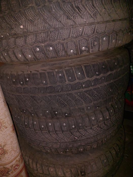 Продам шины 205/65/R15