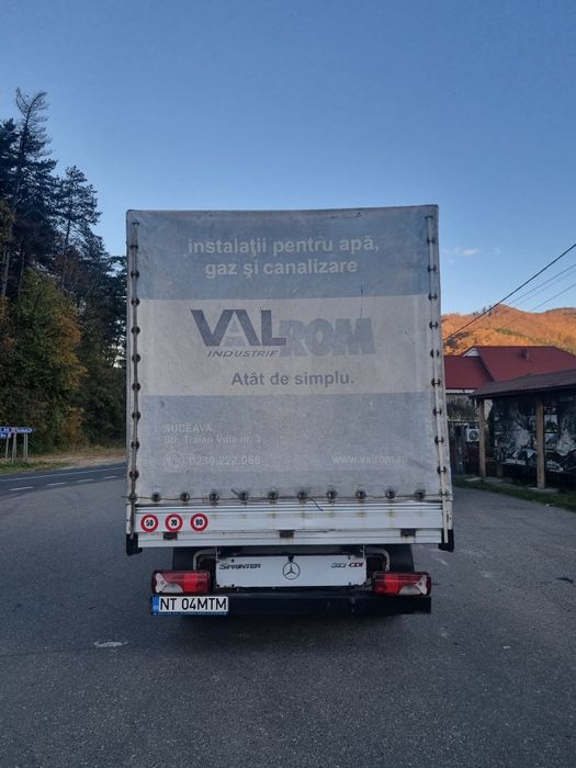 Vând Mercedes sprinter