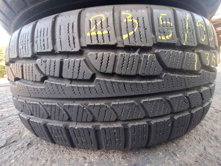 2 anvelope iarna 235/55r18  Nordman Montaj  Gratuit