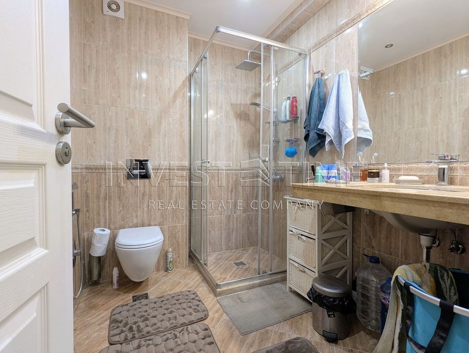 Продава се Тристаен апартамент в к.к. Св.Св. Константин и Елена - 101 кв.м за 2921 €/кв.м - Снимка #10