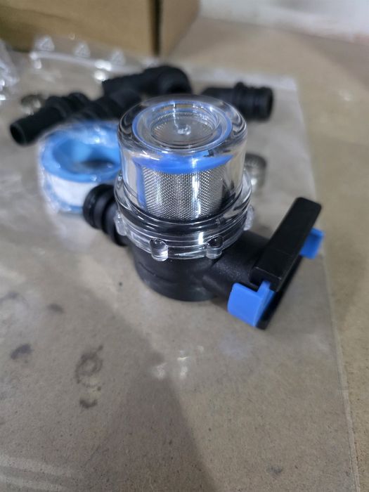 Pompa cu membrana 12V, 12,5 l/min, 50 PSI, autoamorsanta pentru rulota LumaBrite