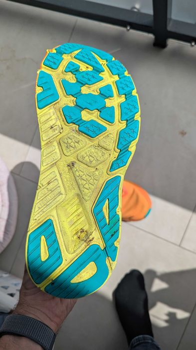 Hoka Arahi 7 - Running Shoes