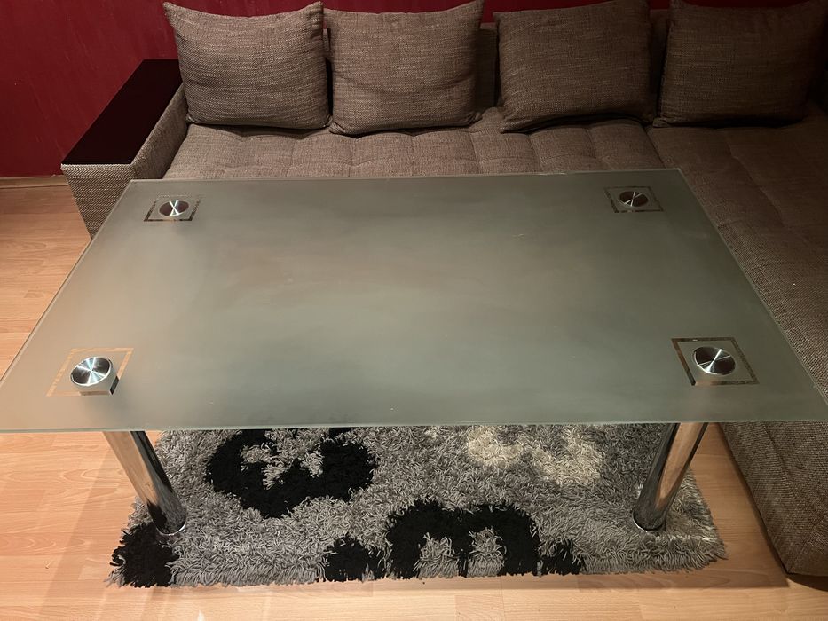 Трапезна маса за хранене от закалено стъкло