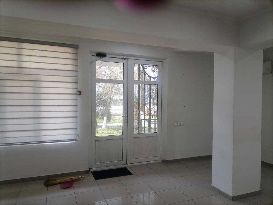 Сдается офис в центре. метро Космонавтов