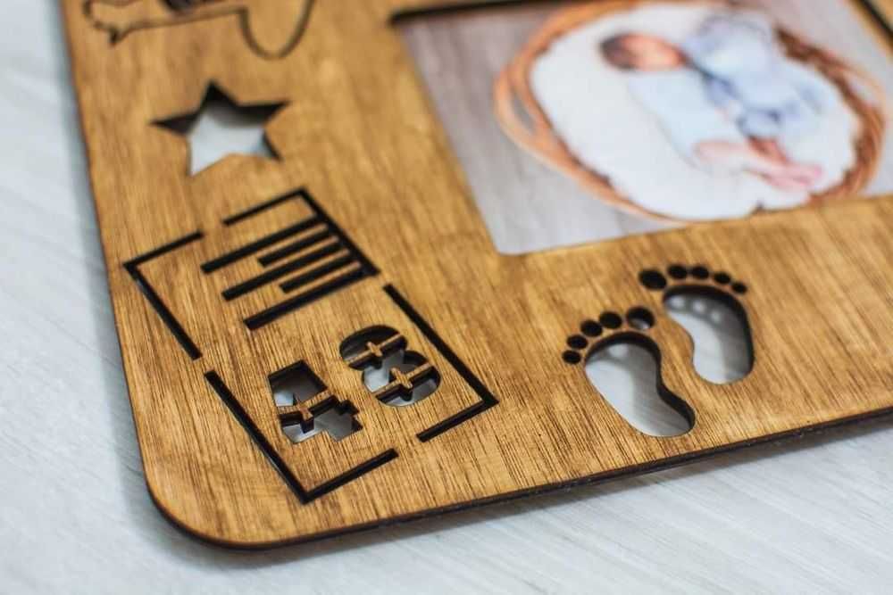 Rama foto personalizata din lemn bebe copil nou nascut