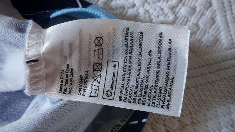 Rochie  XS, H&M, Divided stare foarte bună.